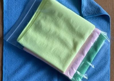 Microfibre Cloths x 3 Large (random colours)